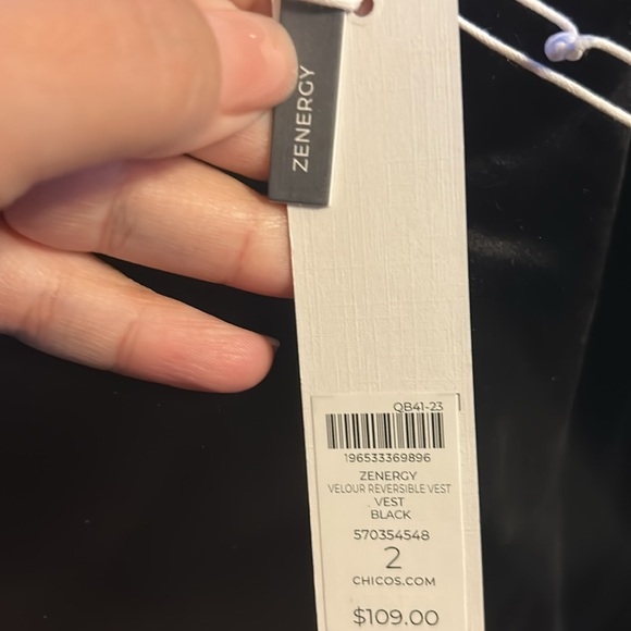 Chico’s velour Quilted Vest NWT! - Picture 3 of 6